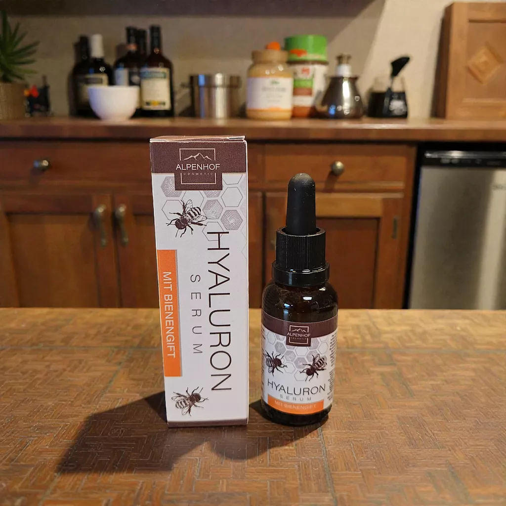 Hyaluronserum mit Bienengift - Kraitaweibl e.U.